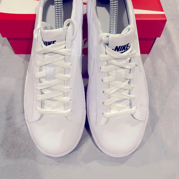 NEW Nike Blazer Low LE - Picture 7 of 7